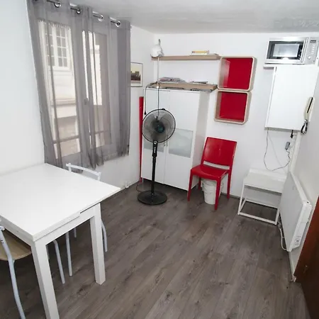 Agreable Studio Au Centre De